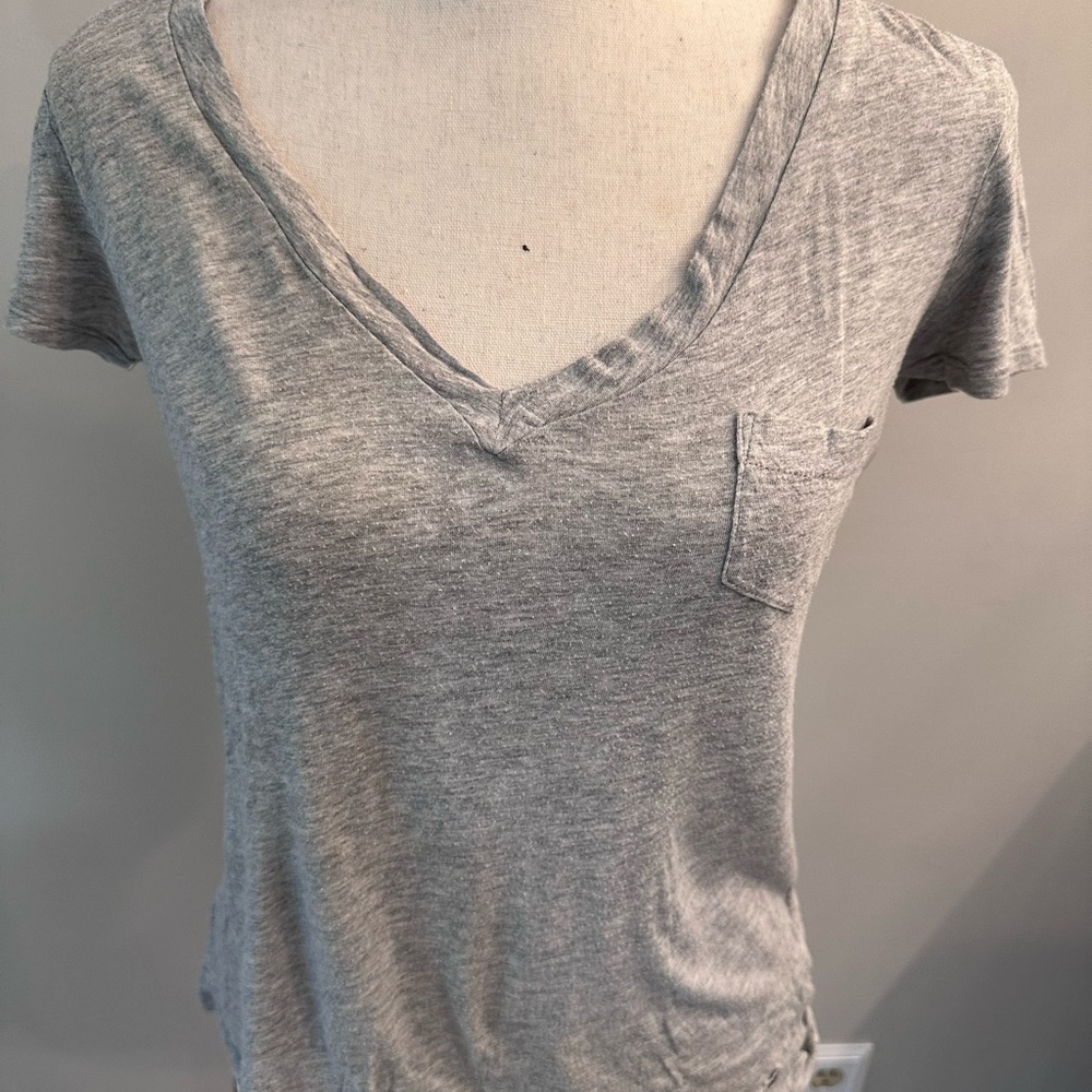 Aerie Gray v neck with pocket  Short Sleeve T-Shirt